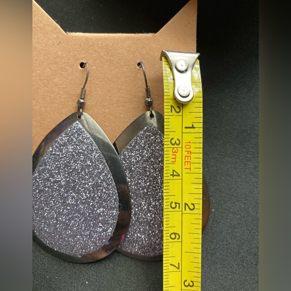 Purple and Gray Teardrop Sparkle Earrings. - Picture 6 of 7